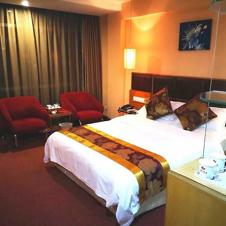 Jingdu Hotel Куанжоу Екстериор снимка