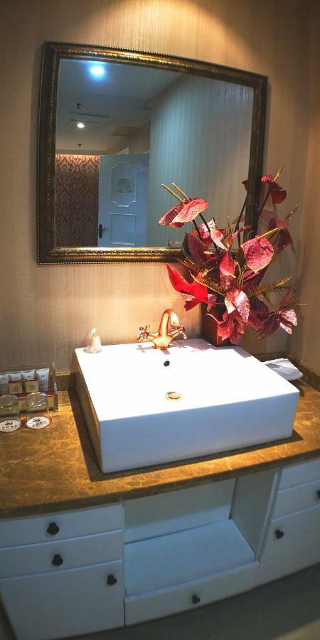 Jingdu Hotel Куанжоу Екстериор снимка
