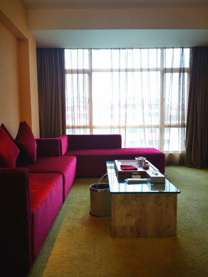 Jingdu Hotel Куанжоу Екстериор снимка