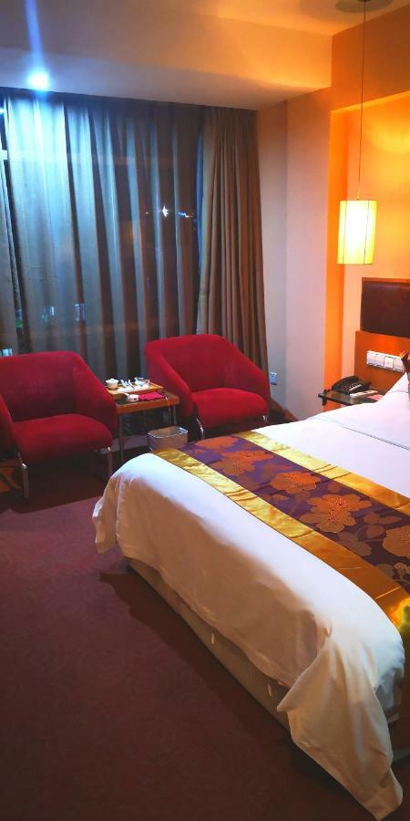 Jingdu Hotel Куанжоу Екстериор снимка